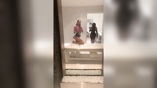[1218 of 2462 Vids] Edwinacarlaisaac (Edwina) OnlyFans Leaks Nude Ebony