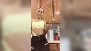 [1323 of 2462 Vids] Edwinacarlaisaac (Edwina) OnlyFans Leaks Nude Ebony