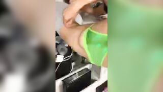 [1334 of 2462 Vids] Edwinacarlaisaac (Edwina) OnlyFans Leaks Nude Ebony