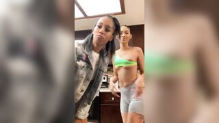 [1343 of 2462 Vids] Edwinacarlaisaac (Edwina) OnlyFans Leaks Nude Ebony