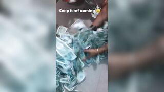 [1524 of 2462 Vids] Edwinacarlaisaac (Edwina) OnlyFans Leaks Nude Ebony