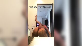 [1567 of 2462 Vids] Edwinacarlaisaac (Edwina) OnlyFans Leaks Nude Ebony