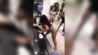 [1744 of 2462 Vids] Edwinacarlaisaac (Edwina) OnlyFans Leaks Nude Ebony