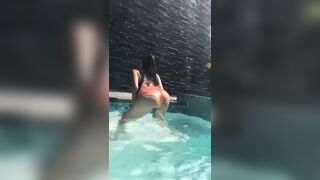 [1795 of 2462 Vids] Edwinacarlaisaac (Edwina) OnlyFans Leaks Nude Ebony