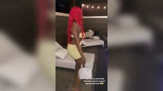 [1954 of 2462 Vids] Edwinacarlaisaac (Edwina) OnlyFans Leaks Nude Ebony