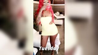 [1988 of 2462 Vids] Edwinacarlaisaac (Edwina) OnlyFans Leaks Nude Ebony