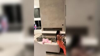 [2015 of 2462 Vids] Edwinacarlaisaac (Edwina) OnlyFans Leaks Nude Ebony