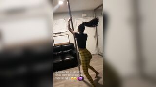 [2127 of 2462 Vids] Edwinacarlaisaac (Edwina) OnlyFans Leaks Nude Ebony