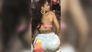 [2168 of 2462 Vids] Edwinacarlaisaac (Edwina) OnlyFans Leaks Nude Ebony