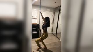 [2232 of 2462 Vids] Edwinacarlaisaac (Edwina) OnlyFans Leaks Nude Ebony