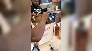 [272 of 2462 Vids] Edwinacarlaisaac (Edwina) OnlyFans Leaks Nude Ebony