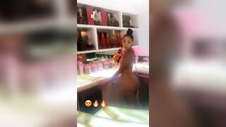 [756 of 2462 Vids] Edwinacarlaisaac (Edwina) OnlyFans Leaks Nude Ebony