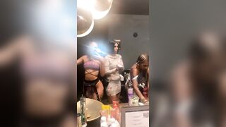 [866 of 2462 Vids] Edwinacarlaisaac (Edwina) OnlyFans Leaks Nude Ebony