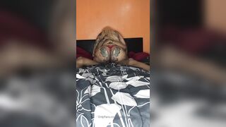 Seductive Strip Tease - ibodiquiin Leaks