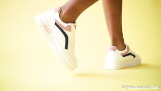 Putri Cinta -  Maiden Mania