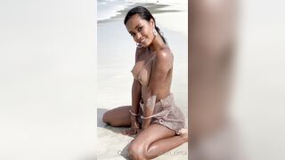 Putricinta Leaks -  Hot Latina and Sexy Partner Tease Each Other on Camera