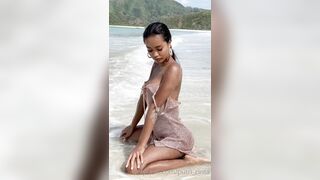 Putricinta Leaks -  Hot Latina and Sexy Partner Tease Each Other on Camera