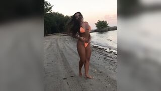 Maria_Gjieli Leaks -  Busty Babe's Solo Masturbation