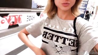 Pretty_potatoo OnlyFans -  Fingering fireworks with a twist