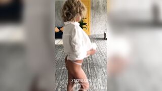 Pretty_potatoo OnlyFans -  Teasing temptress in the buff