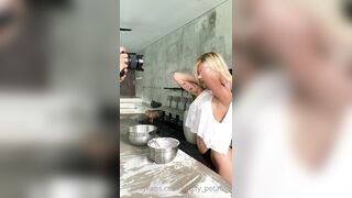 Pretty_potatoo OnlyFans - Sensual blonde gets naughty