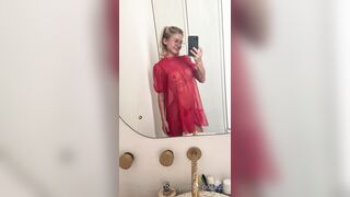 Pretty_potatoo OnlyFans - Wet and wild solo show