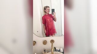 Pretty_potatoo OnlyFans - Wet and wild solo show