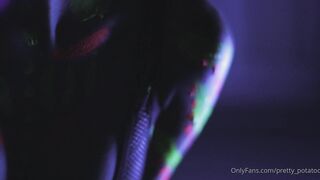 _prettypotatoo_ Leaks Pussy playtime with a seductive blonde