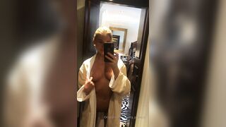 pretty_potatoo - Naughty girl gets wild