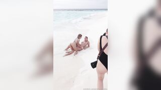 pretty_potatoo - Sensational blonde in the buff