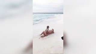 pretty_potatoo - Sensational blonde in the buff