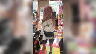 pretty_potatoo_free - Naughty blonde gets wild