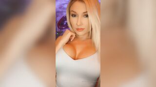 Aubree Martin OnlyFans -  Amateur Threesome with Two Hot Babes