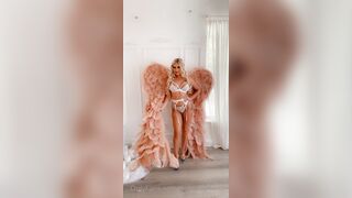 Aubree Martin OnlyFans - Seductive Sessions An Intimate and Sensual Evening with My Casual Partner