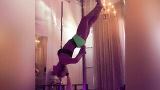 Aubreejmartin Leaks - Seductive Secrets An Intimate and Sensual Evening with My Girlfriend