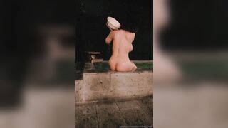 Anriokita -  Public Blowjob and Cumshot