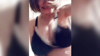 Anriokita -  Sexy Gym Workout and Masturbation