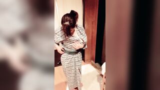 Anriokita_real Leaks -  PAWG's Big Booty Bounces