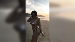 NandoProStudio OnlyFans -  Squirt Queen's Masturbation and Squirting Show with Hitachi Wand