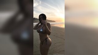 NandoProStudio OnlyFans -  Squirt Queen's Masturbation and Squirting Show with Hitachi Wand