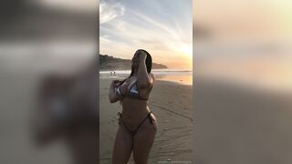 NandoProStudio OnlyFans -  Squirt Queen's Masturbation and Squirting Show with Hitachi Wand