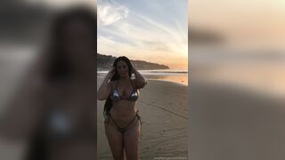 NandoProStudio OnlyFans -  Squirt Queen's Masturbation and Squirting Show with Hitachi Wand