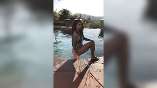 Nandopro Leaks -  Squirt Queen's Masturbation and Squirting Show with Glass Dildo and Hitachi Wand