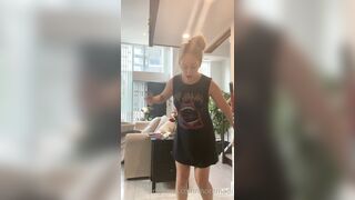 Madison Winter OnlyFans -  Giantess Fetish Playing With You Like A Tiny Toy