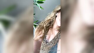 Maditown Leaks -  ASMR Foot Fetish Session With A Seductive Babe