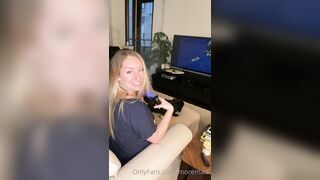 Maditown Leaks -  Massive Facial Blast Leaves Her Drenched