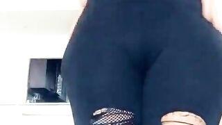 Misskirroyal -  Bondage and Submission Fun with a BBW Goddess