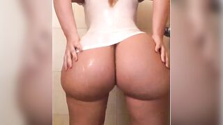 lbsmami_ -  Kinky Footjob and Fetish Fun with a Twist