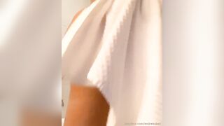 Misskirroyal -  HMV Hottie