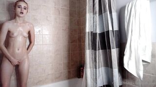 Bellaxxmariex OnlyFans -  Cumshot Compilation Massive Facials